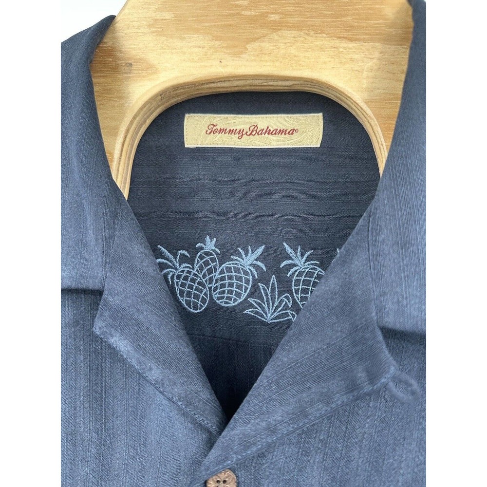 Tommy Bahama Hawaiian Shirt Mens XL Camp Relax 100% Silk Short Sleeve Navy - Picture 2 of 10